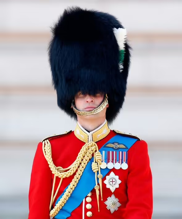 Why do royal guards faint? Expert explains why soldiers collapse and how to prevent it