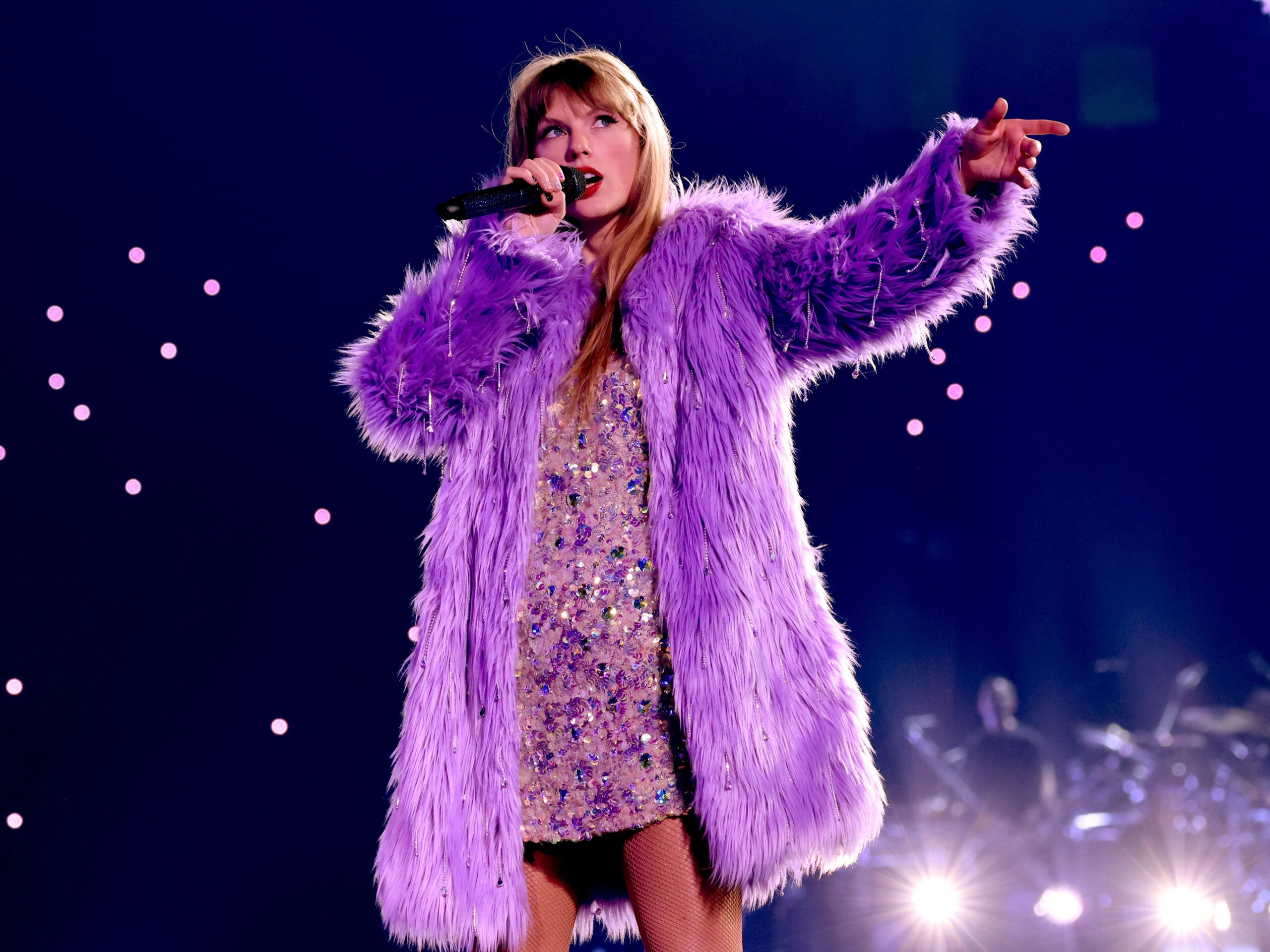 Taylor Swift responds to long-standing fan rumours that she is bisexual