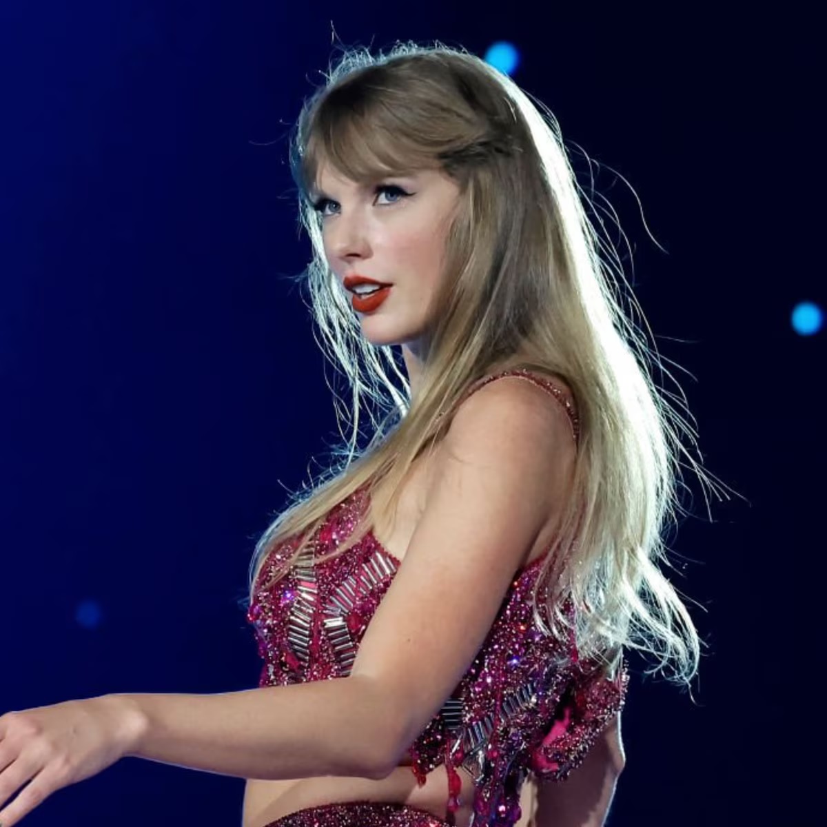 Woman who spent $1,400 on Taylor Swift Eras tour tickets gets duped