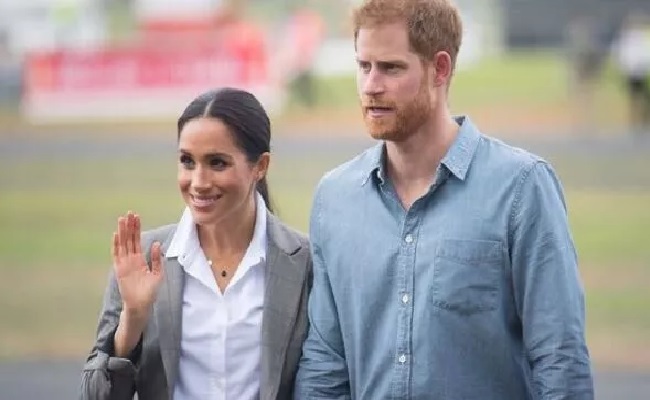 Royal Family LIVE: Meghan Markle's 'white hot fury' over major Christmas snub