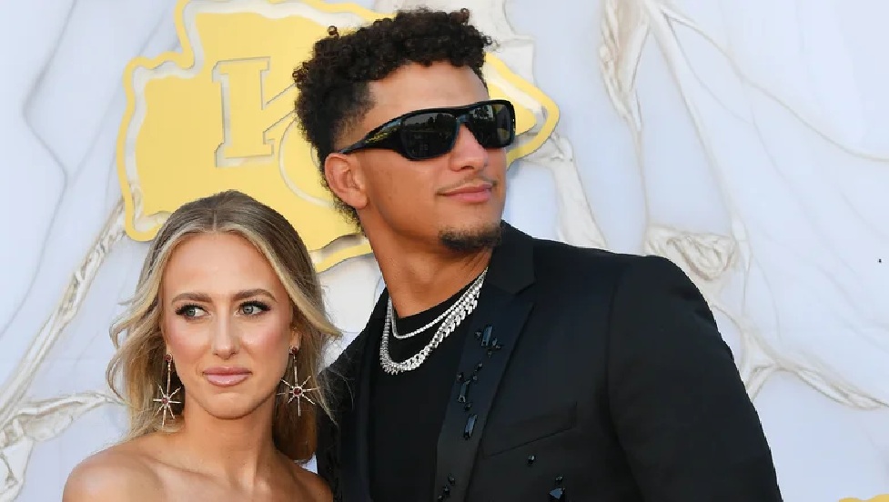 Weird Things About Patrick & Brittany Mahomes' Marriage