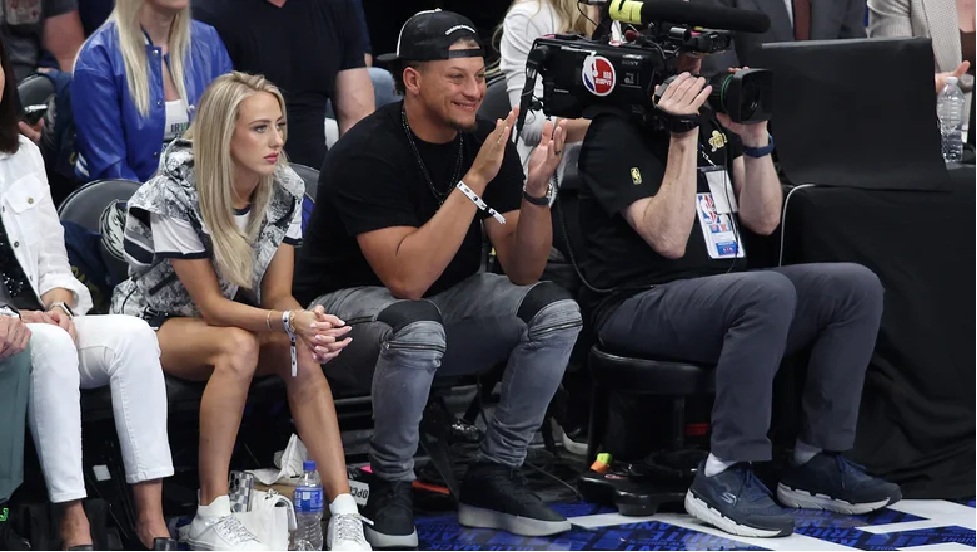 Weird Things About Patrick & Brittany Mahomes' Marriage