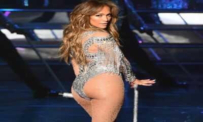 Jennifer Lopez flaunts her sexy boobs and Ass in a new photo